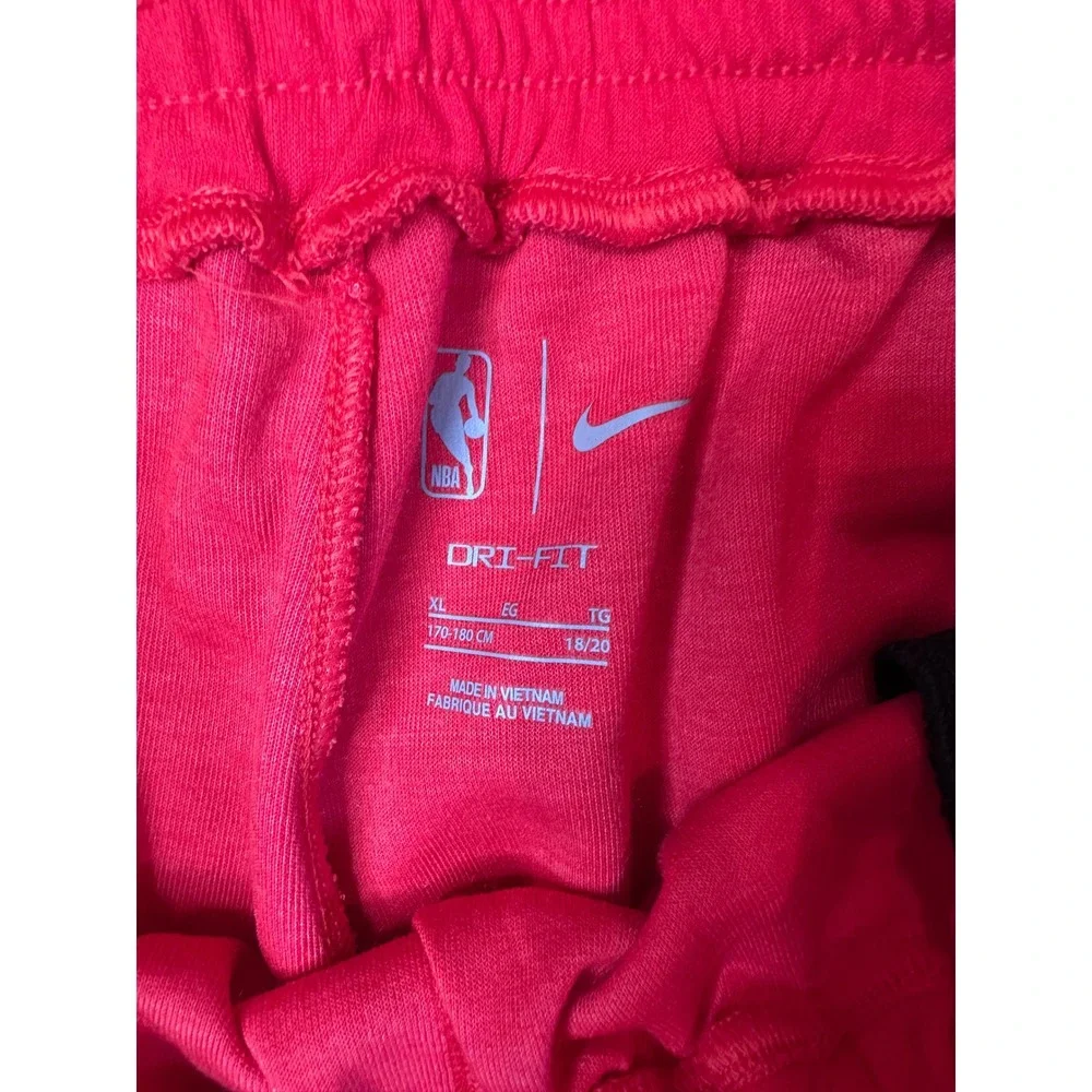 Nike Atlanta‎ Hawks NBA Dri-FIT Red Yellow Youth XL Joggers Track Pants 18/20